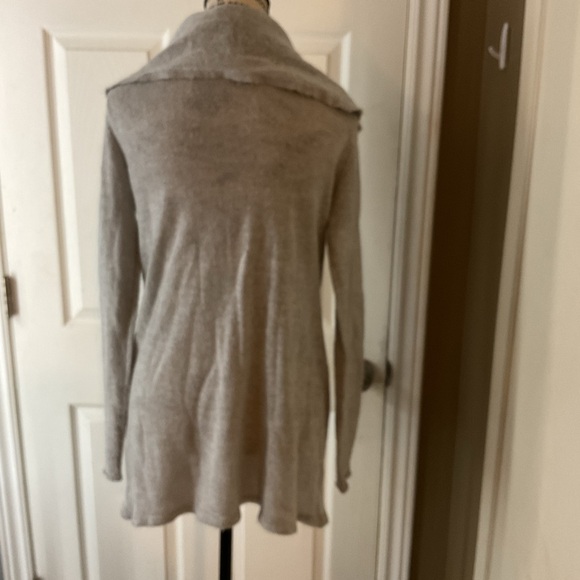 Mary Claire medium ultrasoft Cowl neck sweater - Picture 4 of 5